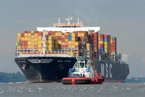 Statki kontenerowe MSC w rozmiarze XXL zawijają teraz także do Hamburga