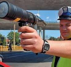 Policja może kontrolować prędkość na autostradzie