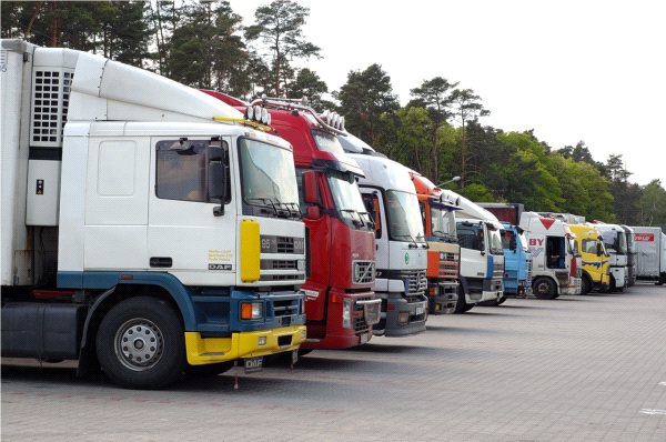 Znów rusza import ciężarowych „używek”