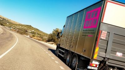 Volvo Trucks zachęca: Zostań paparazzi i znajdź na drodze nowe FM