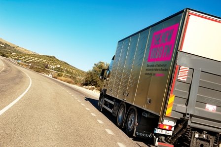 Volvo Trucks zachęca: Zostań paparazzi i znajdź na drodze nowe FM