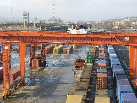 Morskie terminale kontenerowe potrzebują kolei