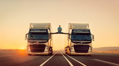Reklama ciężarówek Volvo Trucks największym hitem motoryzacyjnym w historii portalu YouTube [Zobacz film]