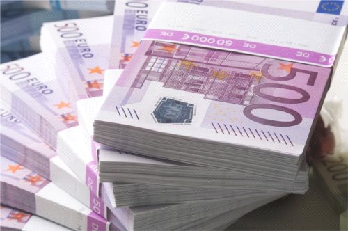 Francuska płaca minimalna zacznie obowiązywać latem?