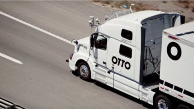 Pierwszy w historii transport towarów autonomiczną ciężarówką
