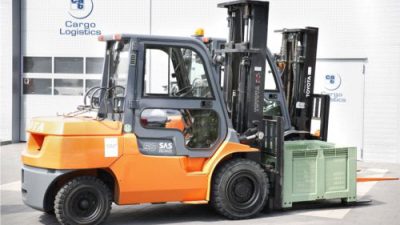 Zaawansowana logistyka wózków widłowych CAT Cargo Logistics