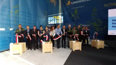 Unihouse otworzyło nową halę w fabryce domów