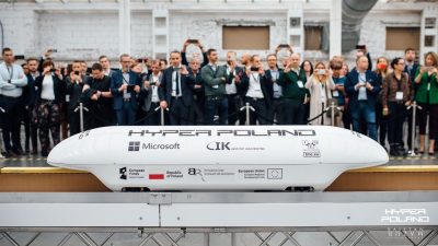 Pociągi przyszłości – Hyper Poland zaprezentował technologię magrail