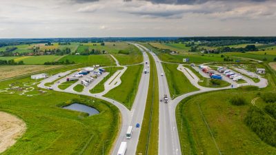 Bezpieczne parkingi dla aut ciężarowych