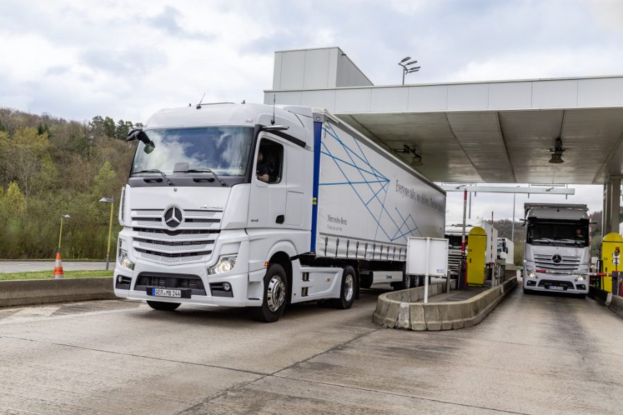Logistyka w Daimler: automatyczny proces komunikacji dla dostaw