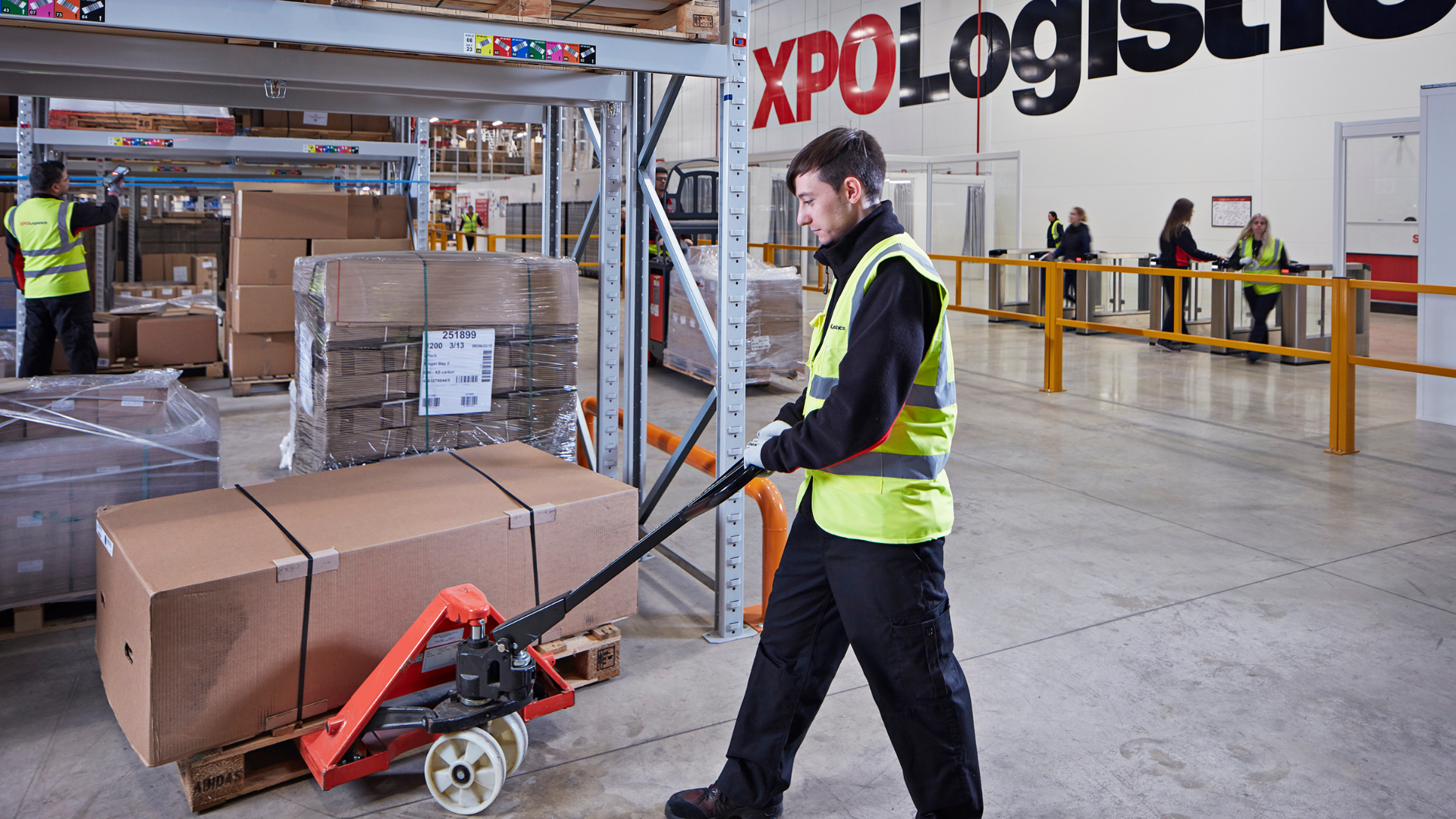 XPO Logistics wygrywa dystrybucję urządzeń Beko w Wielkiej Brytanii