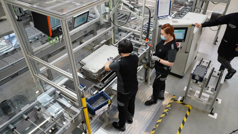 Fabryka Mercedesa w Jaworze pierwsza wśród firm przyjaznych kobietom
