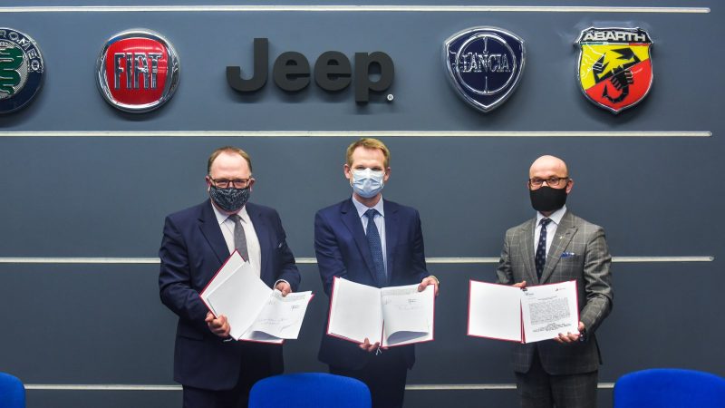 Nowe Fiaty, Jeepy i Alfa Romeo wyjadą z Tych