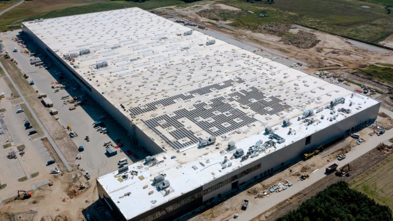 4 tysiące paneli PV na dachu Centrum Dystrybucyjnego LPP