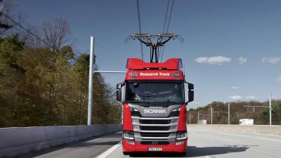Ciężarówki Scania w badaniu dotyczącym e-dróg