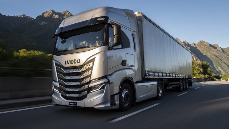IVECO i Plus sprawdzą autonomiczne ciężarówki