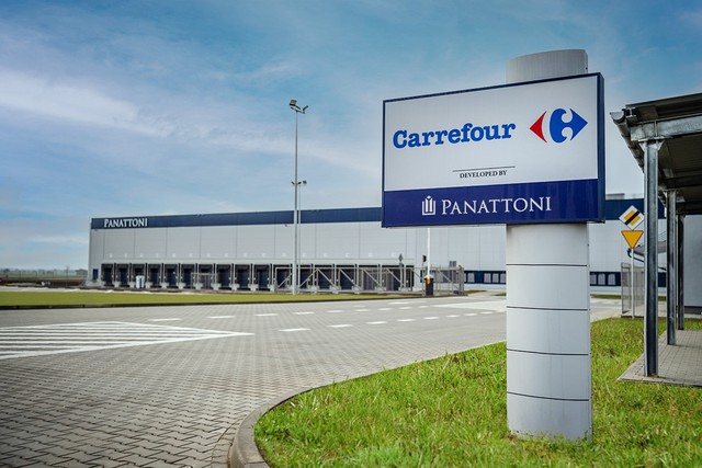 Carrefour trzeci raz z Panattoni