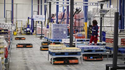 Roboty AMR wspieraja ID Logistics w procesie kompletacji zamówień