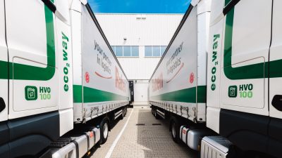 Unimot dostarcza do Raben Transport paliwo HVO100