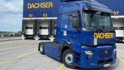 DACHSER wprowadza do eksploatacji 15 elektrycznych Renault