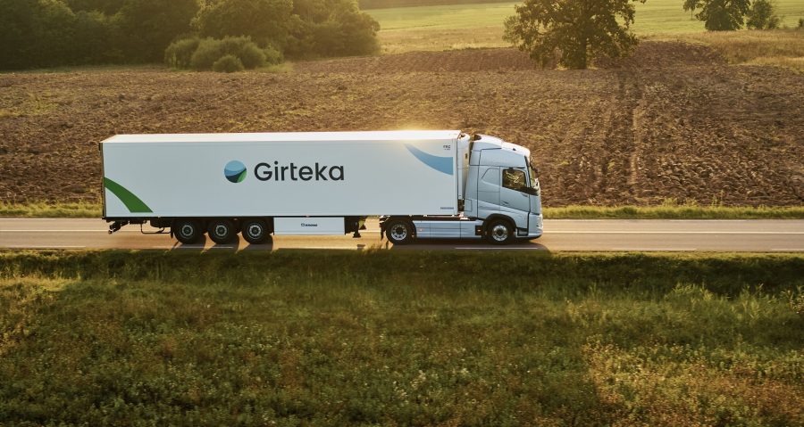 Girteka kupuje 2000 cieżarówek