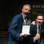 Radość odbierających nagrodę IFOY dla STILL FM-X iGo
