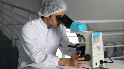 28% firm będzie rekrutować, 18% planuje redukcje
