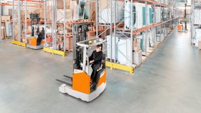 Premiera wózka wysokiego składowania STILL FXR