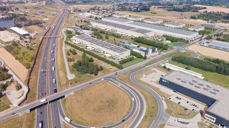 CTPark Warsaw Janki: pierwszy budynek na finiszu, drugi już w realizacji