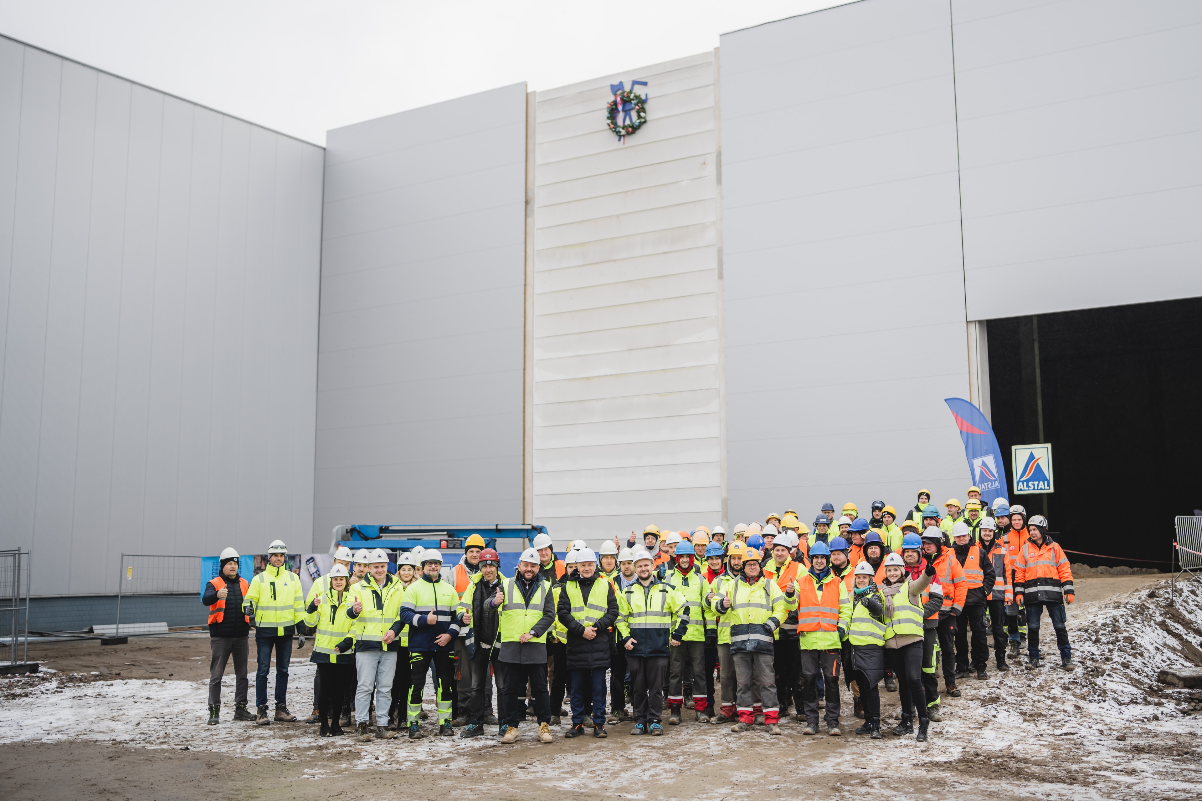 Wiecha na rozbudowie Fabryki Puszek Napojowych CANPACK