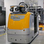 CIągnik elektryczny STILL w magazynie Lamborghini