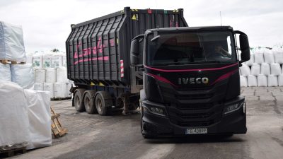 Kiedy ciężarówki uzupełniają kolej